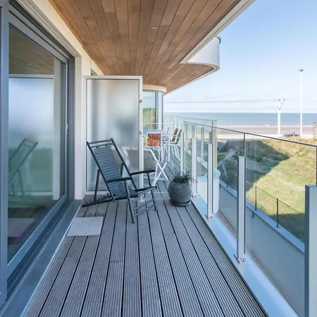 Apartment Cozy With Sunny Terrace Ostend