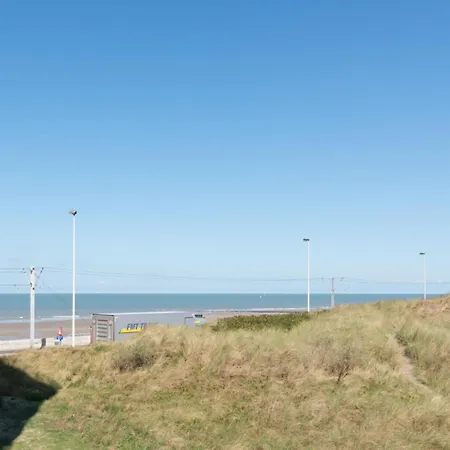 Cozy With Sunny Terrace * Ostend